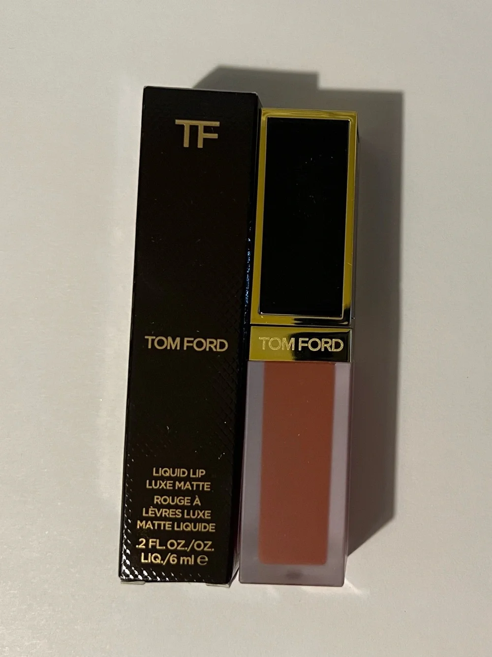 Tom Ford Liquid Lip Luxe Matte — Smitten 122